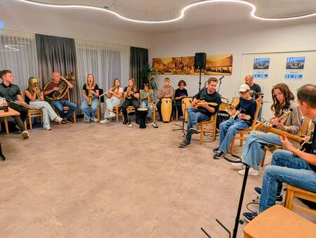 Delavnica Jazz Ravne doma in v tujini (1)